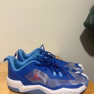 Nike Kids Blue and White Sneakers